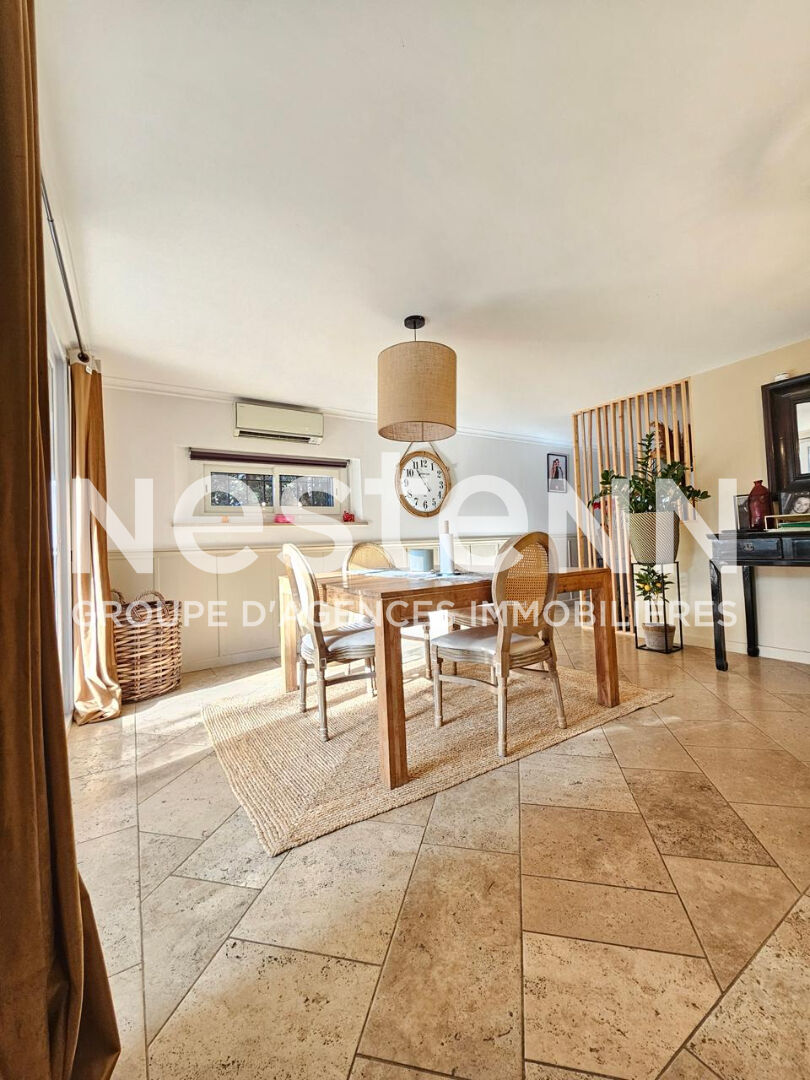A VENDRE ! Maison Villecroze 5 pièces 140 m2 entièrement rénovée !! centre ville !!
