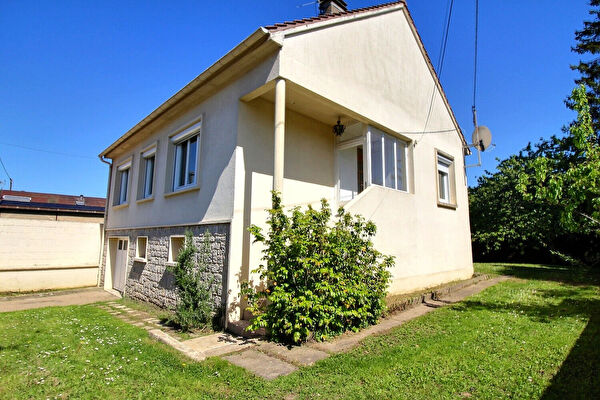 Vente par agence immobiliere à Chartres (28000)