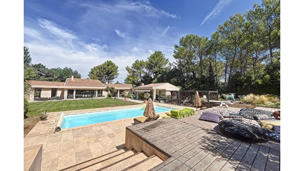 Vente par agence immobiliere à Cabries (13480)