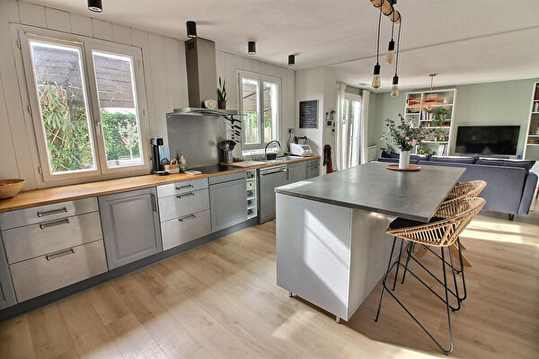 Vente maison centre ville à Cadenet (84160)
