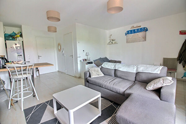 Vente studio à Auriol (13390)