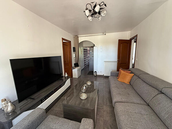 Vente par agence immobiliere au tholonet (13100)