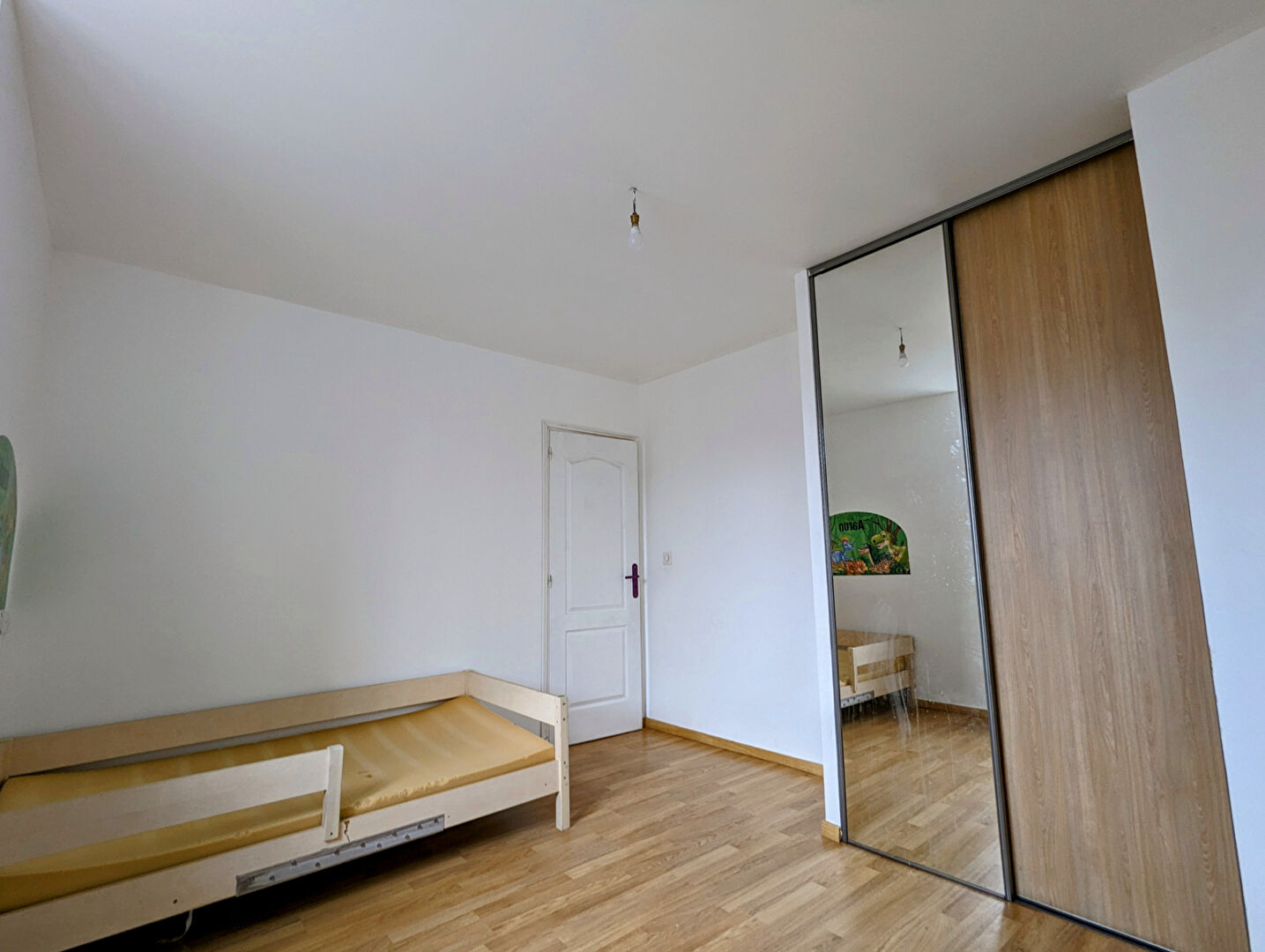 MAISON 4 CHAMBRES avec DEPENDANCES ET JARDIN