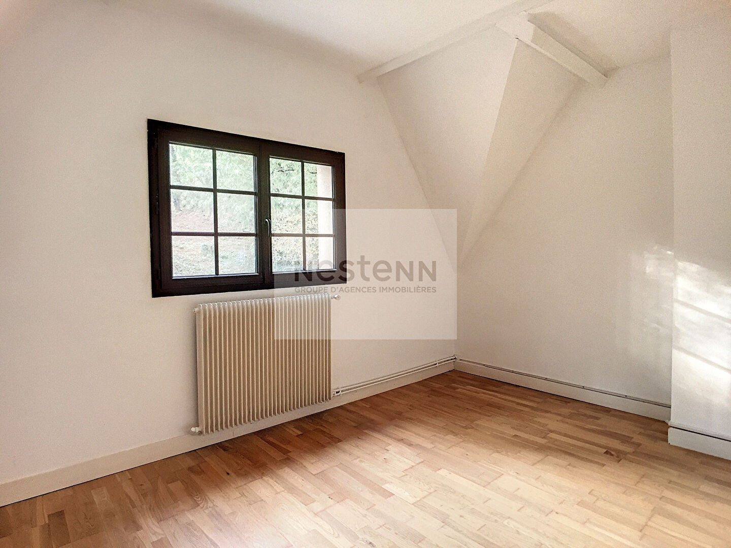 À Vendre, Linas, Maison Individuelle 5 Pièces, 3 chambres 110 m2, quartier calme et recherché