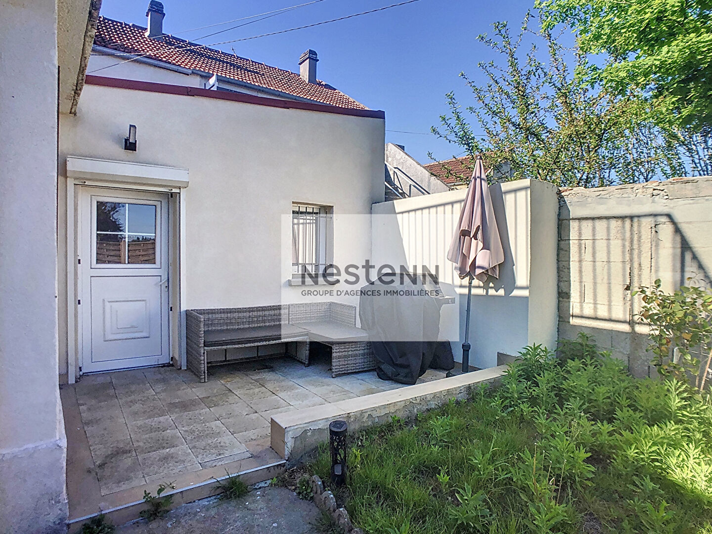 LEUVILLE SUR ORGE  À VENDRE  -  Maison rénovée 4 pièces - 76m²  -  2 chambres + terrasse + jardin + garage ? Proche écoles, commerces et axes routiers (N20/N104)