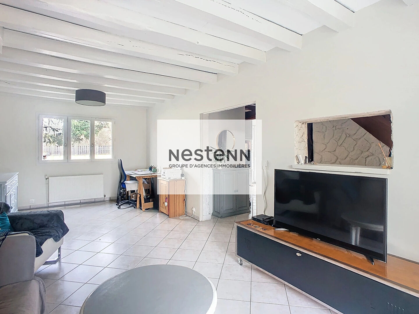 À Louer - Maison - Linas - 6 pièce(s) - 111 m2 - Terrasse - Jardin - Piscine - Garage
