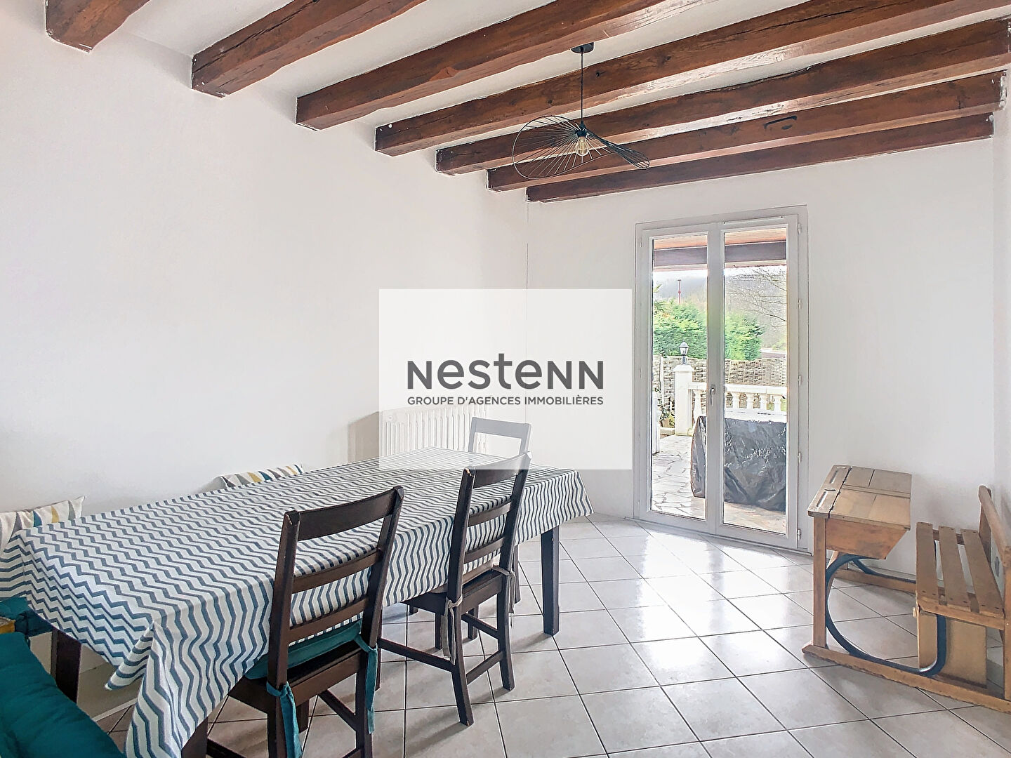 À Louer - Maison - Linas - 6 pièce(s) - 111 m2 - Terrasse - Jardin - Piscine - Garage