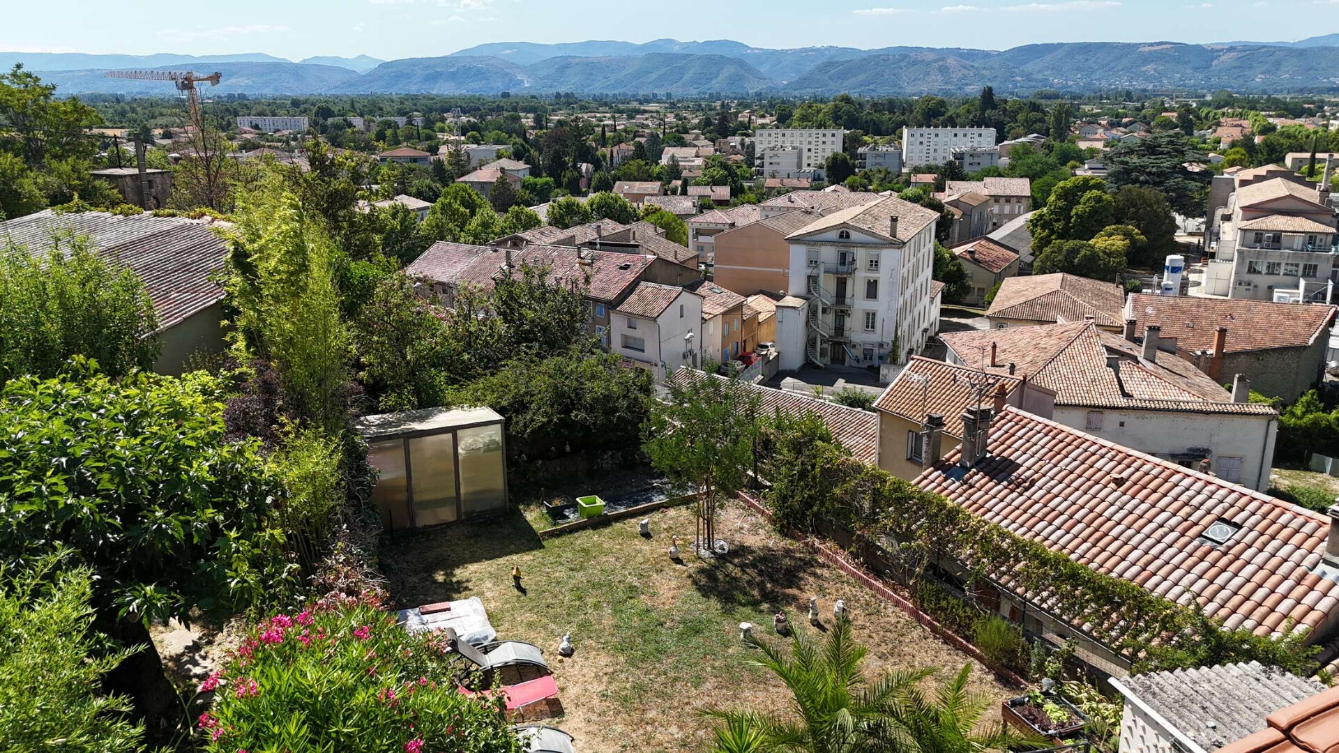 EXCLUSIVITE - MAISON DE 102 M² SUR 306 M² DE TERRAIN AVEC MAGNIFIQUE VUE