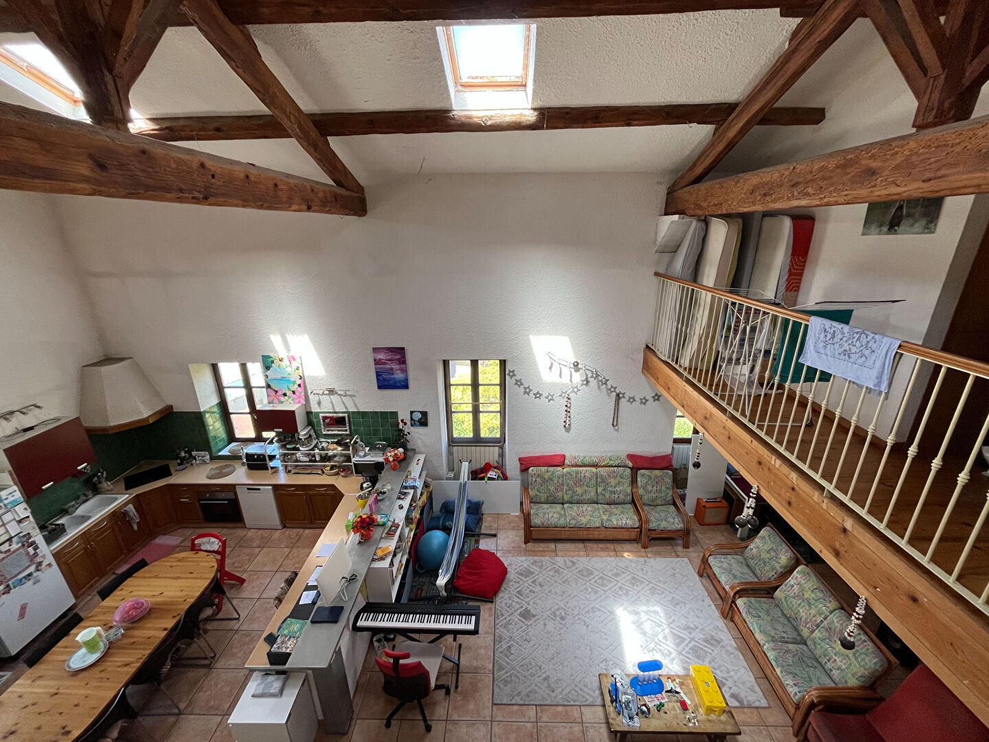 APPARTEMENT T6 DE 169 M² COMPRENANT 4 CHAMBRES ET UN BUREAU