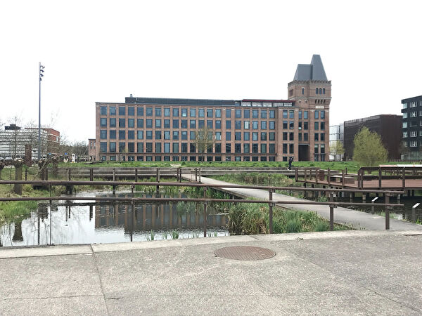 Vente par agence immobiliere à Lille (59000)