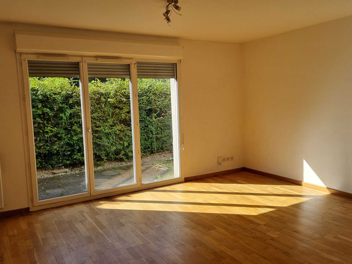 Appt avec terrasse - une chambre - 2 parking