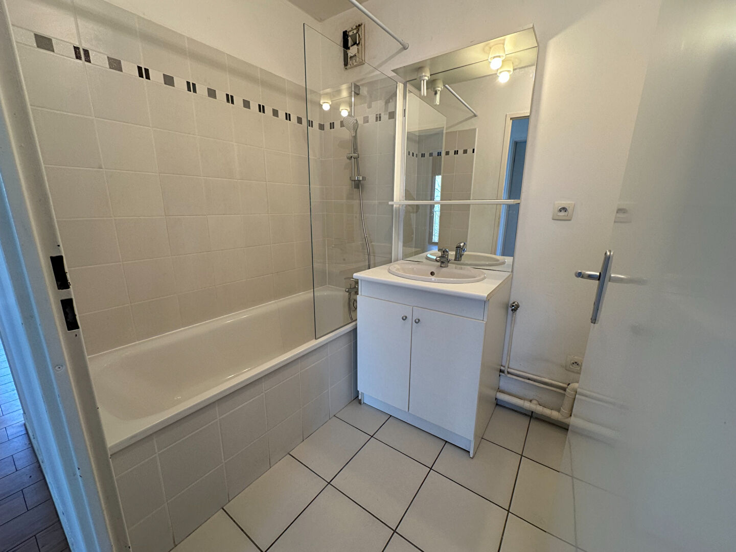 A vendre, T4 d'environ 87m², allée George Sand - LILLE GRAND PALAIS