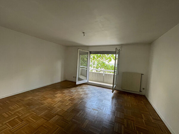 Location appartement à Fontaines saint martin (69270)