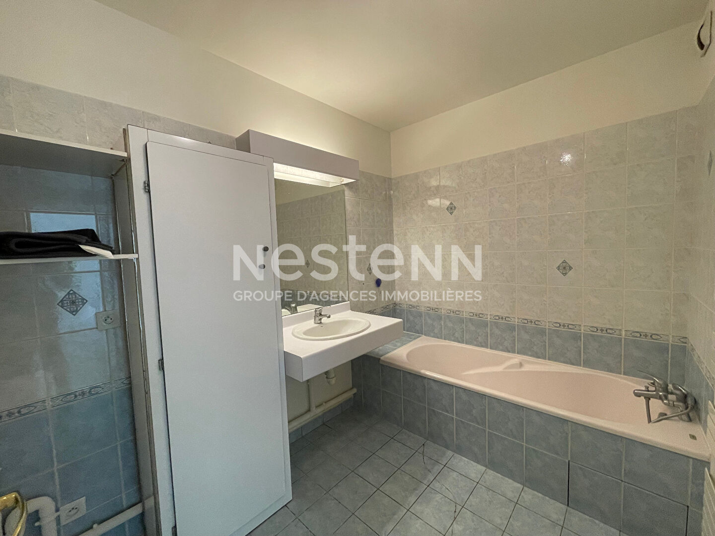 Appartement MEUBLE- 1 chambre - balcon - garage - monplaisir / sans souci