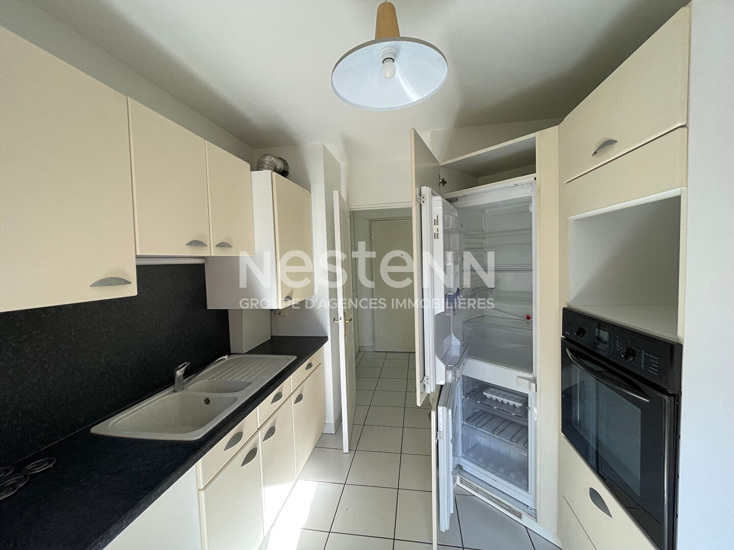 Appartement MEUBLE- 1 chambre - balcon - garage - monplaisir / sans souci