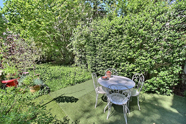 Vente par agence immobiliere à Montreuil (93100)