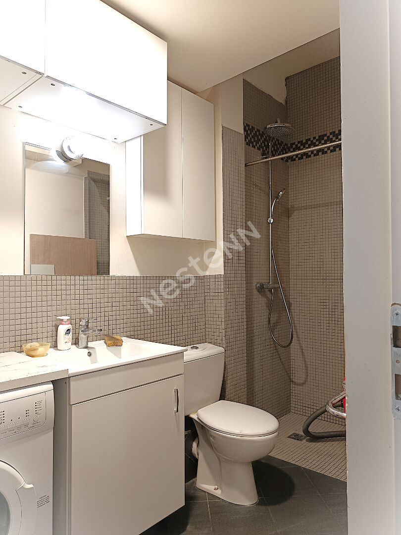 Appartement Meublé  31 m2  -  Bas Montreuil -Métro 9