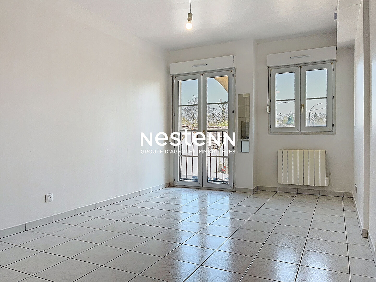 Appartement STUDIO à Dammarie les lys 77190, proche gare de melun, bon rendement locatif