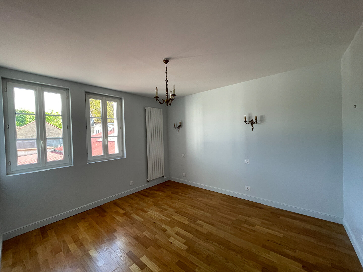 Appartement de standing ascenseur privatif Provins hyper centre 190 m² + 2 garages