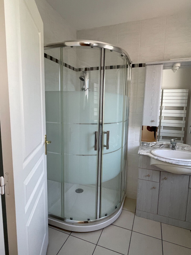 Appartement de standing ascenseur privatif Provins hyper centre 190 m² + 2 garages