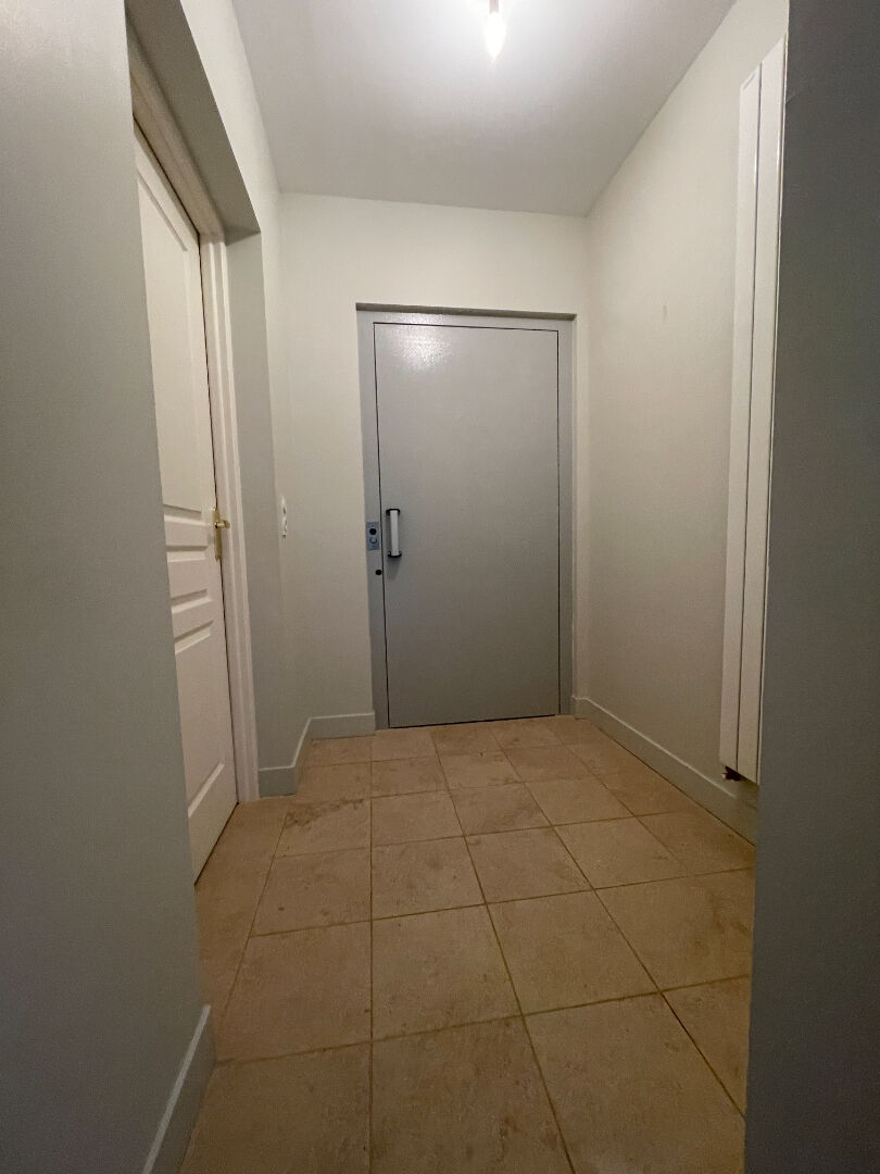 Appartement de standing ascenseur privatif Provins hyper centre 190 m² + 2 garages