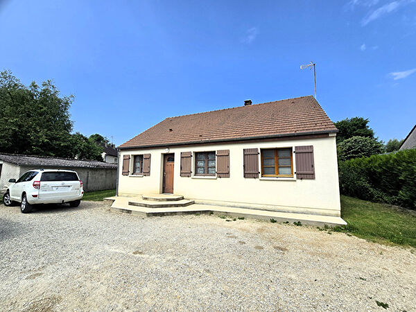 Vente par agence immobiliere à Troyes (10000)