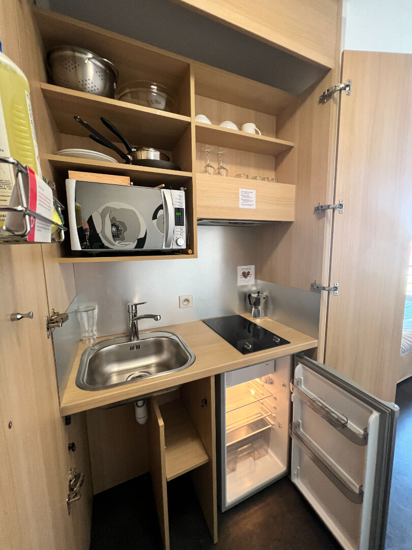 REIMS - RESIDENCE APPART'HOTEL - FARMAN - STUDIO AVEC MARKING 