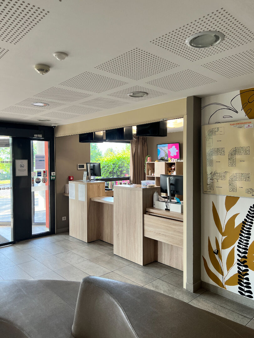 REIMS - RESIDENCE APPART'HOTEL - FARMAN - STUDIO AVEC MARKING 