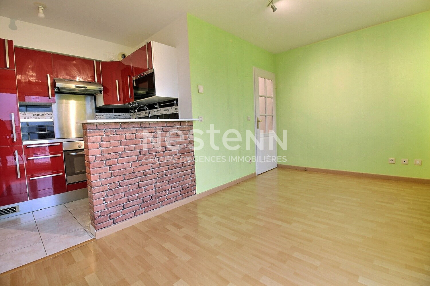 REIMS - APPARTEMENT DE TYPE 2 AVEC GARAGE