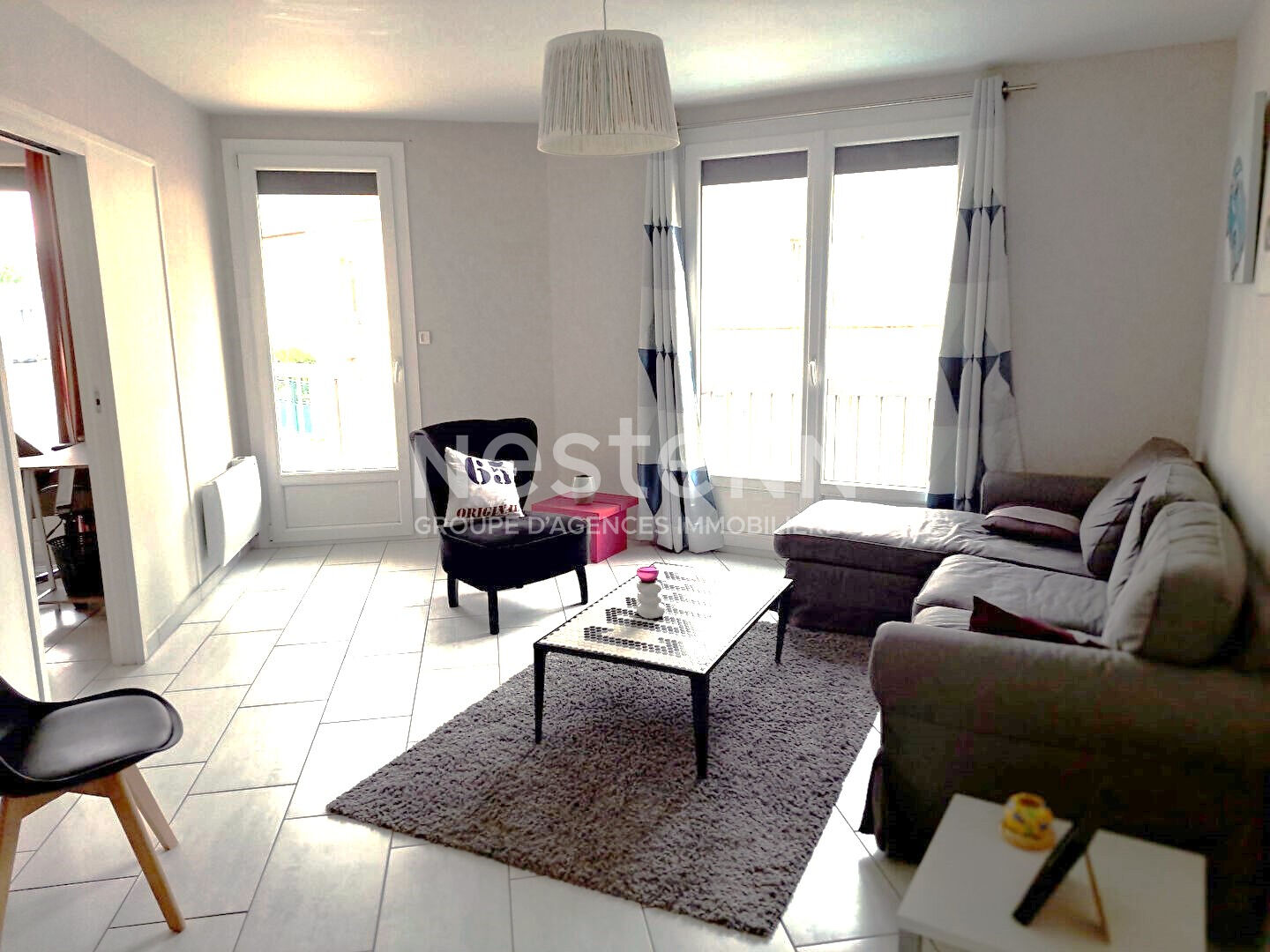 T4 MEUBLE AVEC BALCON - SECTEUR ST ANNE COURLANCY