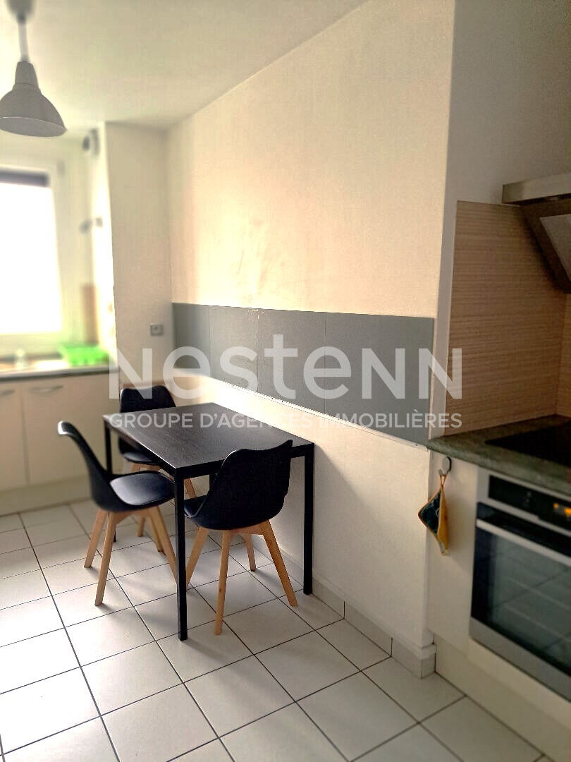T4 MEUBLE AVEC BALCON - SECTEUR ST ANNE COURLANCY