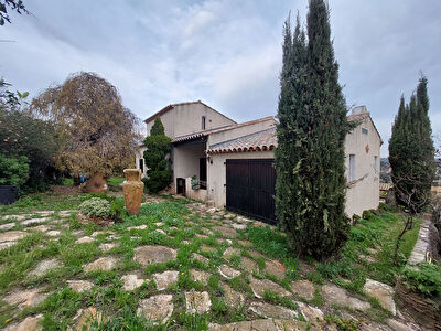 Vente par agence immobiliere à Montlucon (03100)