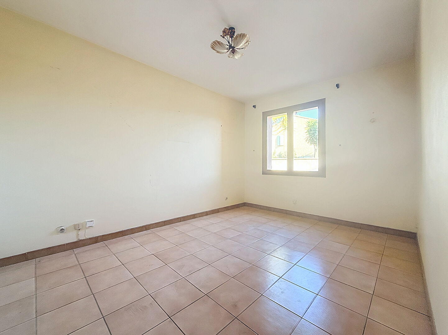 Maison La Seyne Sur Mer 3 pièces de 88 m² avec garage