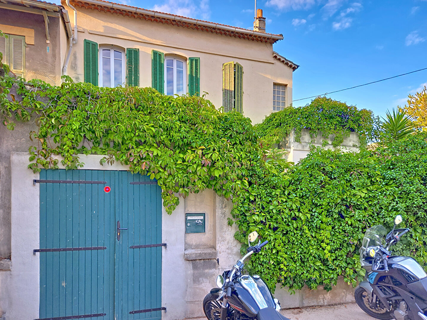 Toulon EST a proximite d'Ortolan Maison Toulon 5 pieces 105 m2