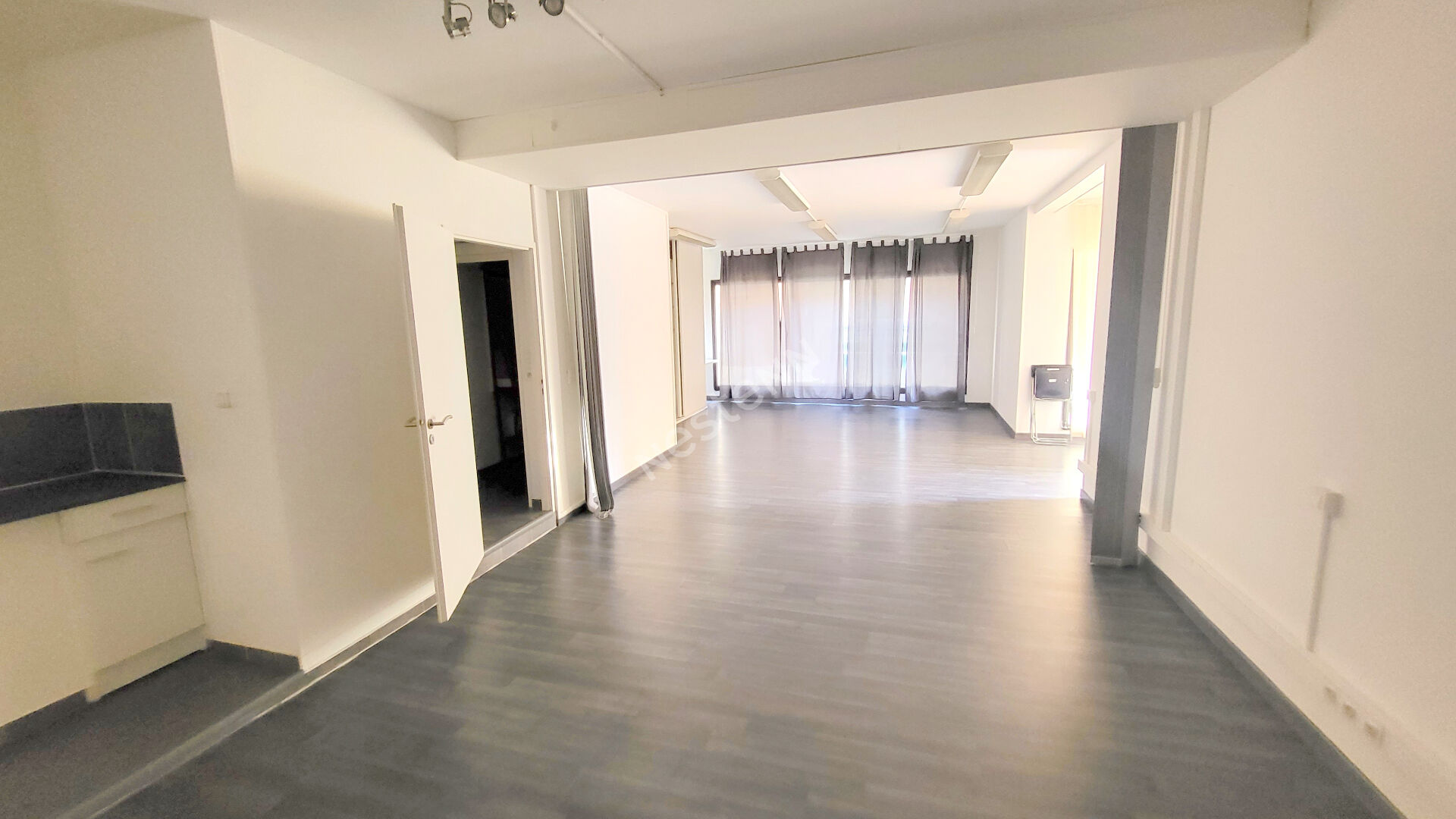 Local commercial Toulouse 62 m2 proche centre ville et canal
