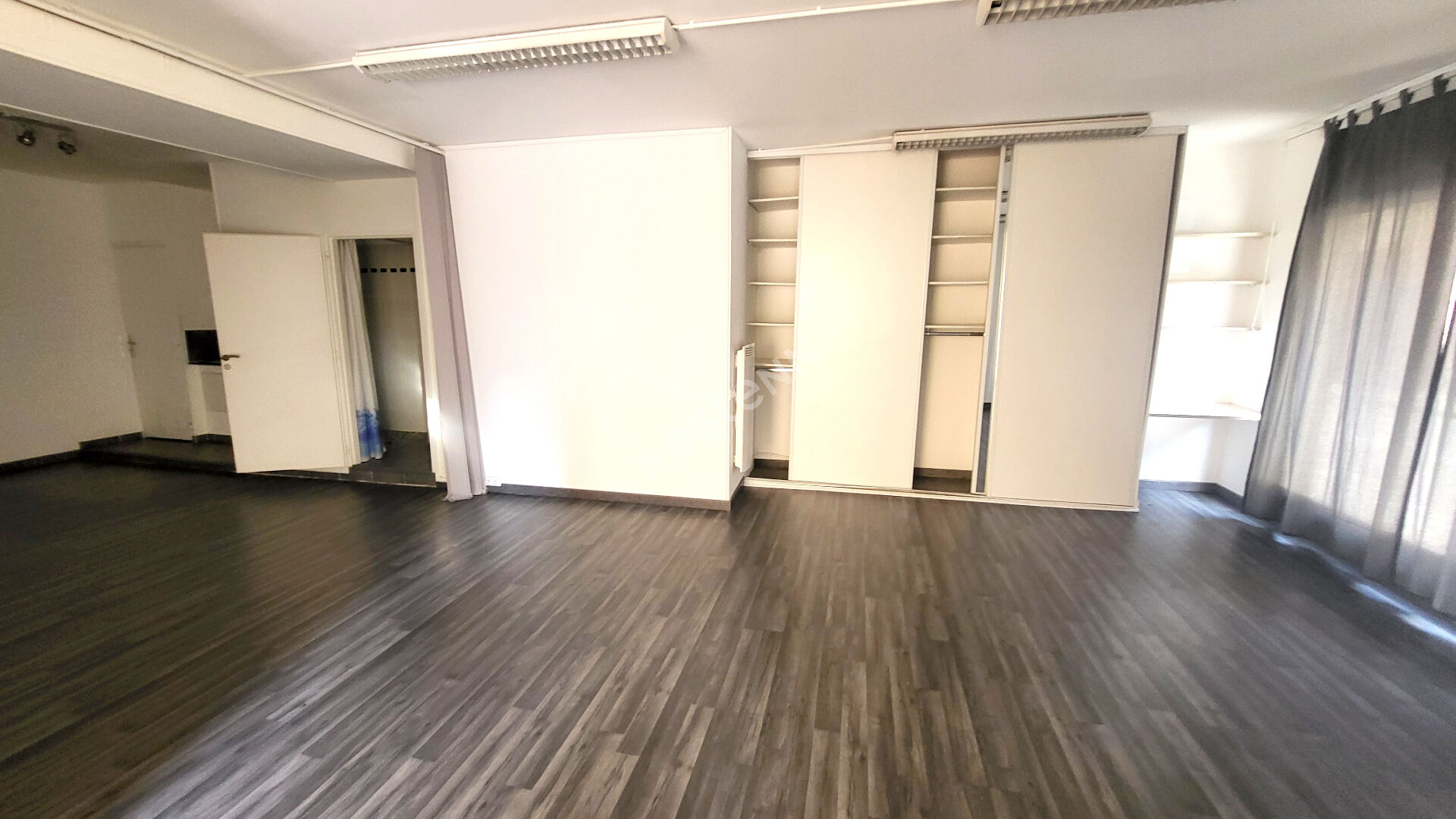 Local commercial Toulouse 62 m2 proche centre ville et canal