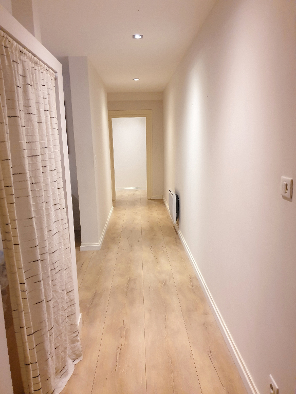 Toulouse 31000 PLEIN CENTRE VILLE  Rue Saint Rome T3 traversant Capitole, 70.84m2 avec terrasse privative de 15m².