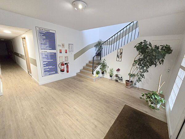 Vente local-professionnel à Montauban (82000)