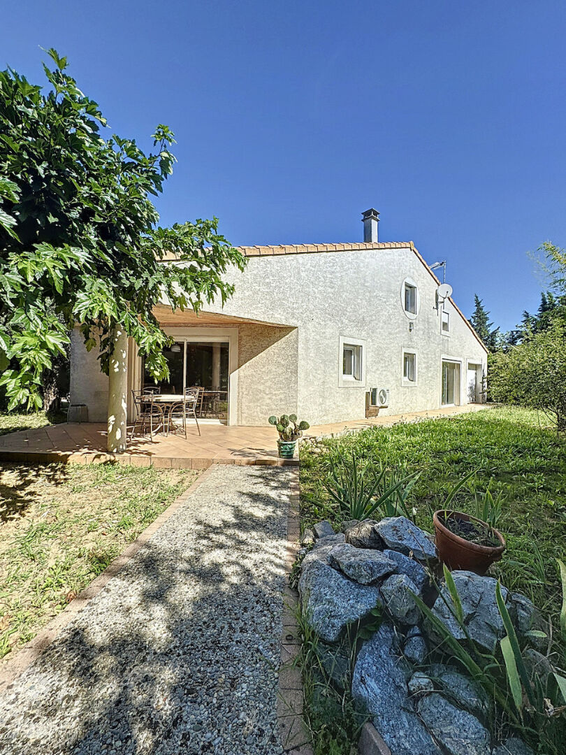Maison familiale avec piscine et potentiel locatif - Quartier paisible
