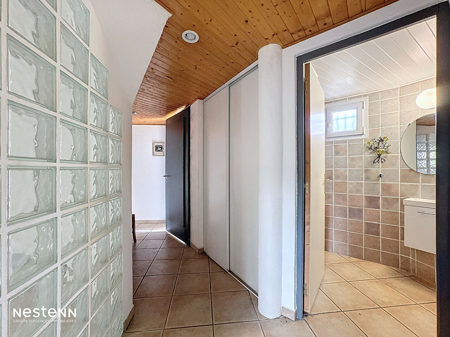 Maison familiale avec piscine et potentiel locatif - Quartier paisible
