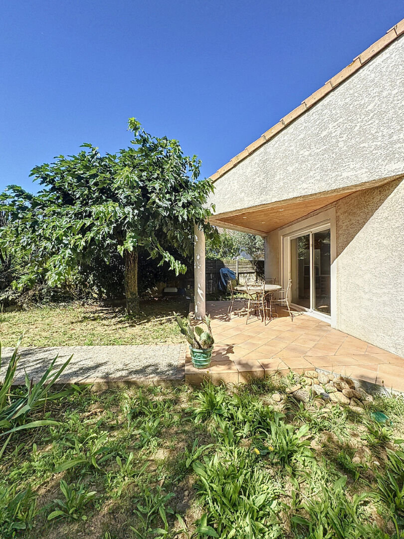 Maison familiale avec piscine et potentiel locatif - Quartier paisible