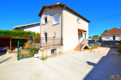 Vente maison à rénover à Saint priest (69800)