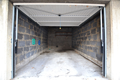 Vente garage-parking à Romaneche thorins (71570)