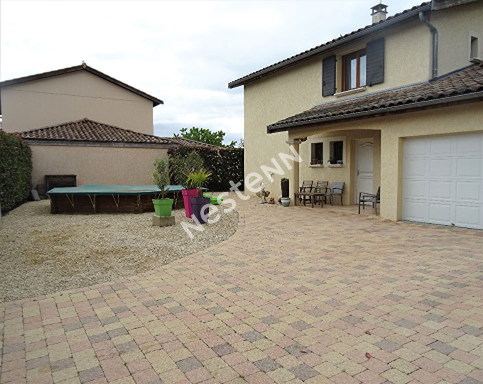 Maison ARNAS 6 pièce(s) 160 m2 600m2 Terrain !