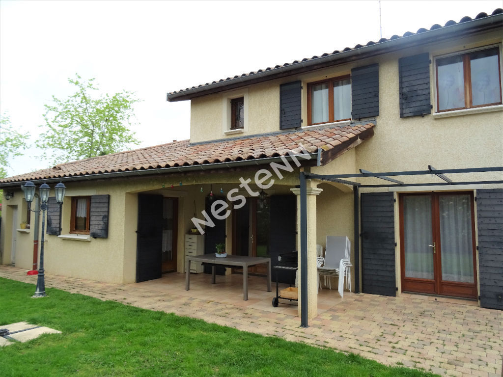 Maison ARNAS 6 pièce(s) 160 m2 600m2 Terrain !