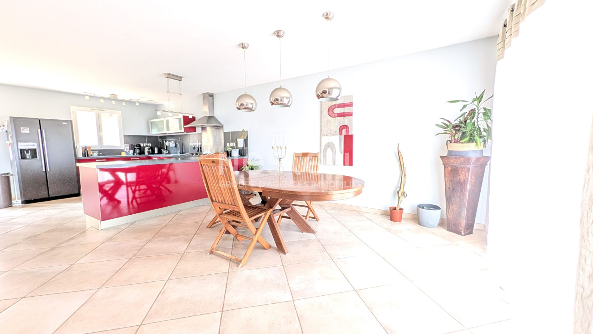 Sur les hauteurs de Biguglia villa  7 pièces de 177 m2 + sous sol aménageable