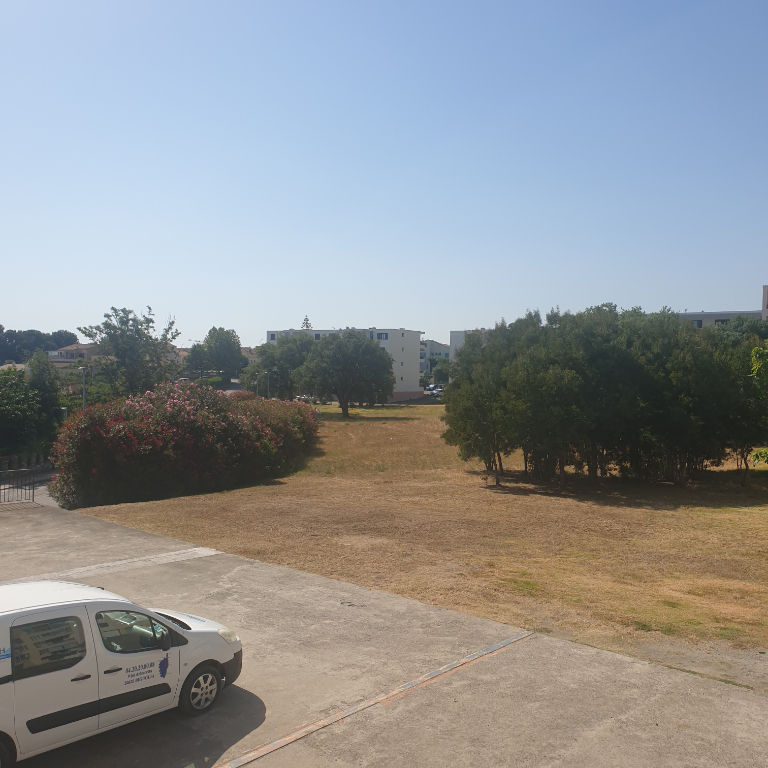 APPARTEMENT AVEC GARAGE CENTRE DE BIGUGLIA 20620