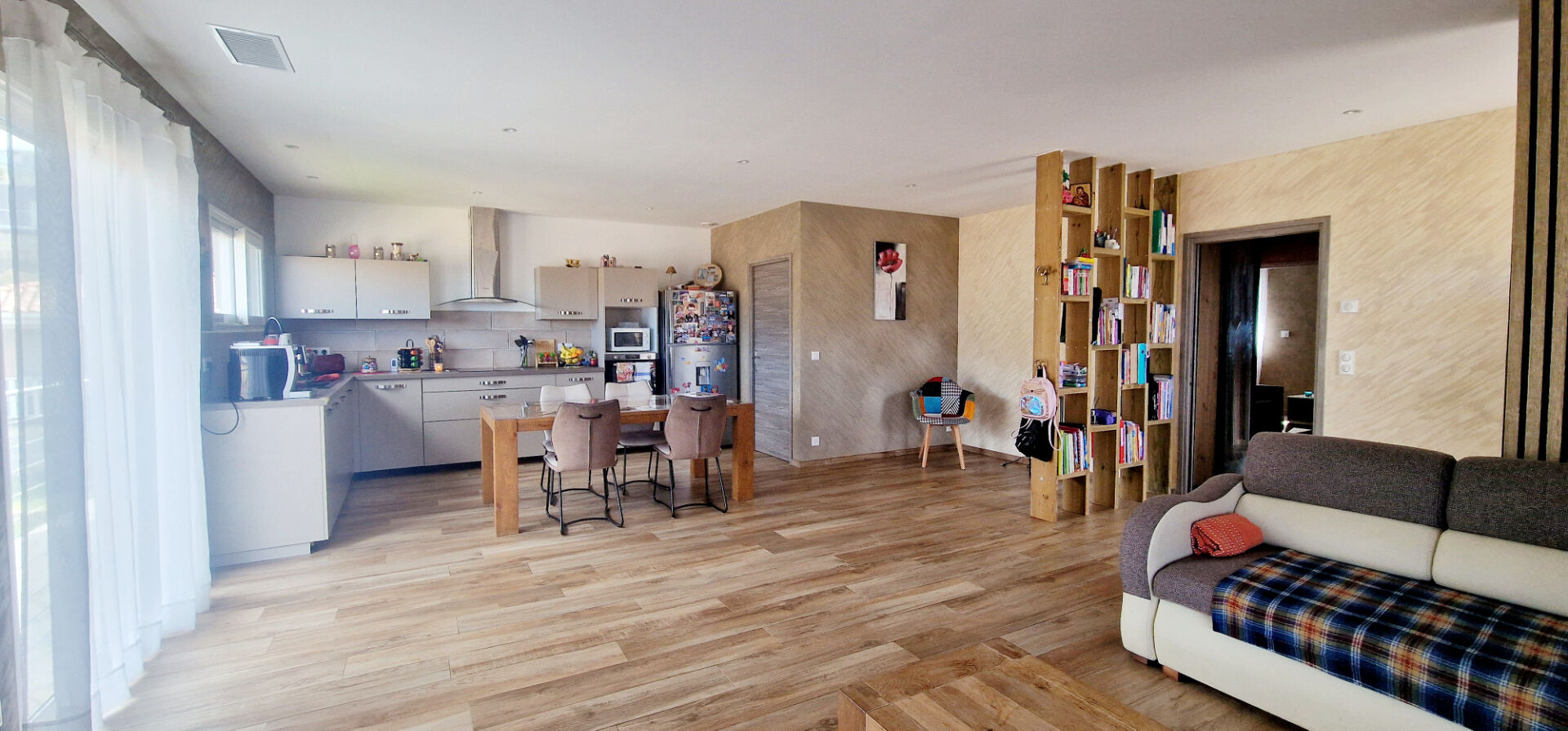Villa  récente + T2 à 15 min de St Florent  et 15 min de Biguglia