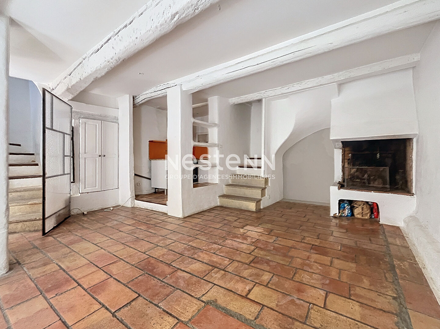 Exclusivité Cadenet - Maison de village de caractère 3 chambres, terrasse avec vue et cave