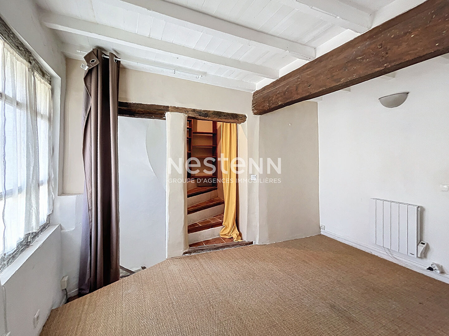 Exclusivité Cadenet - Maison de village de caractère 3 chambres, terrasse avec vue et cave